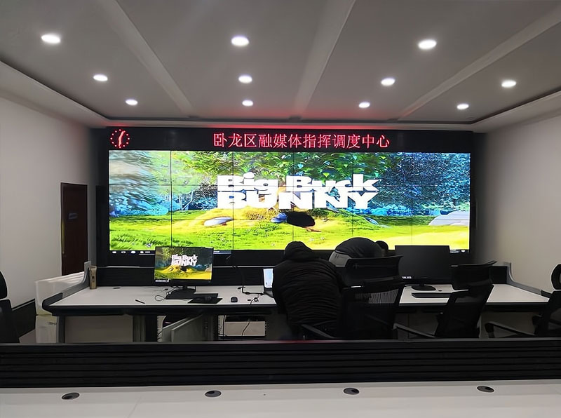 深圳卧龙区融媒体中心46寸3.5mm3X6液晶拼接屏项目